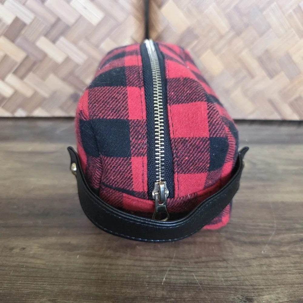 Cosmetics Bag Red & Black Buffalo Plaid Check Zipper Toiletry Bag Travel Flannel